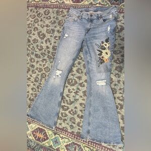Arizona Jean Co Y2K Low-Rise Flare — with Hippy Boho Floral Embroidery, Size 10